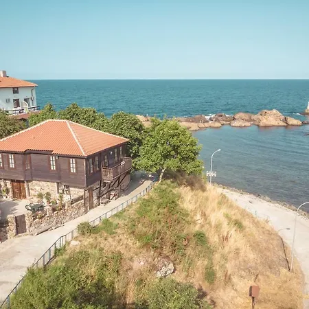The Greek House Гостевой дом Ахтополь